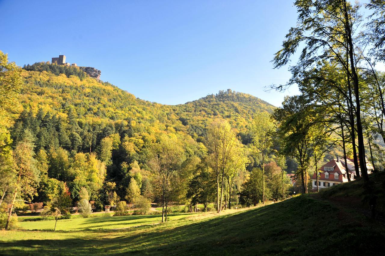 Villa Waldfrieden - Design Trifft Budget Annweiler am Trifels Εξωτερικό φωτογραφία